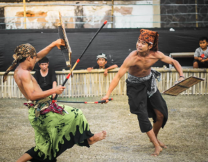 Tradisi Presean Lombok: Seni Pertarungan Khas Lombok