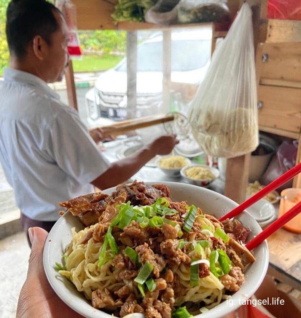 Menggugah Selera, Kisah Mie Ayam yang Merajai Hati dan Lidah